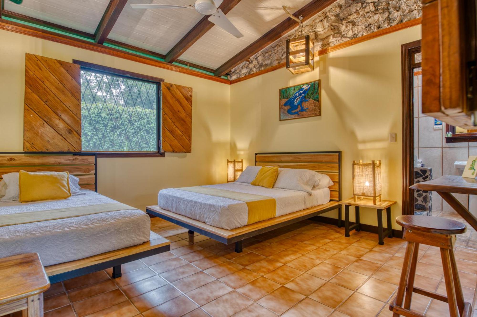 Atlantida Lodge Cahuita Ngoại thất bức ảnh